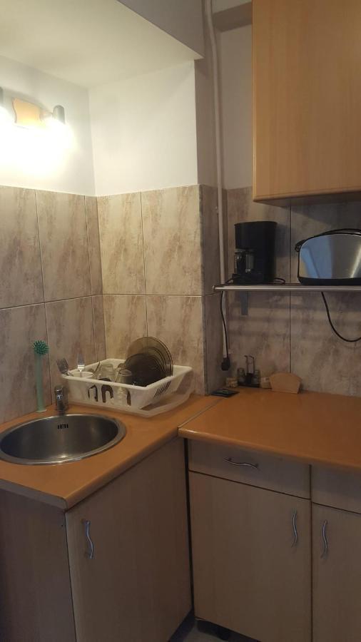 Calea Victoriei Studio Bucharest Luaran gambar